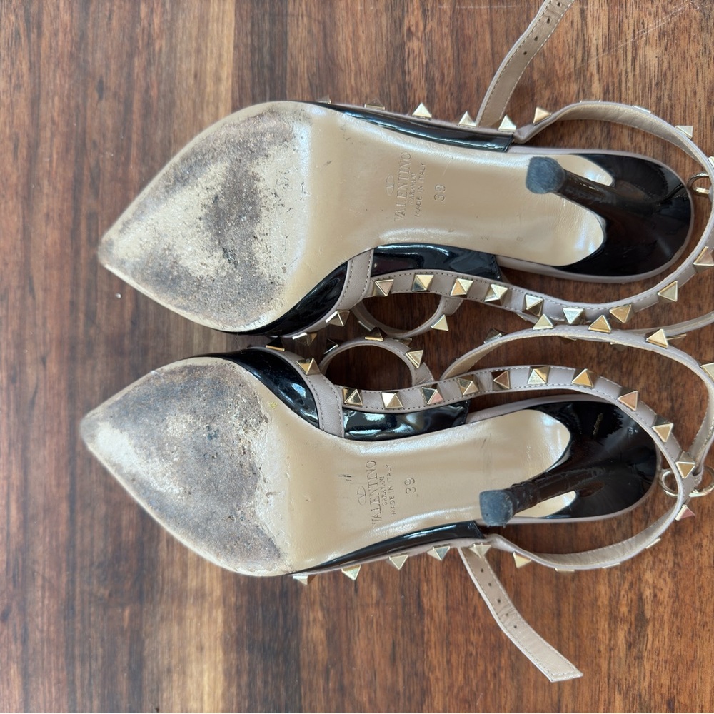 Used Valentino Rockstud 100mm Slingback High-Heel Pumps - Picture 6 of 6